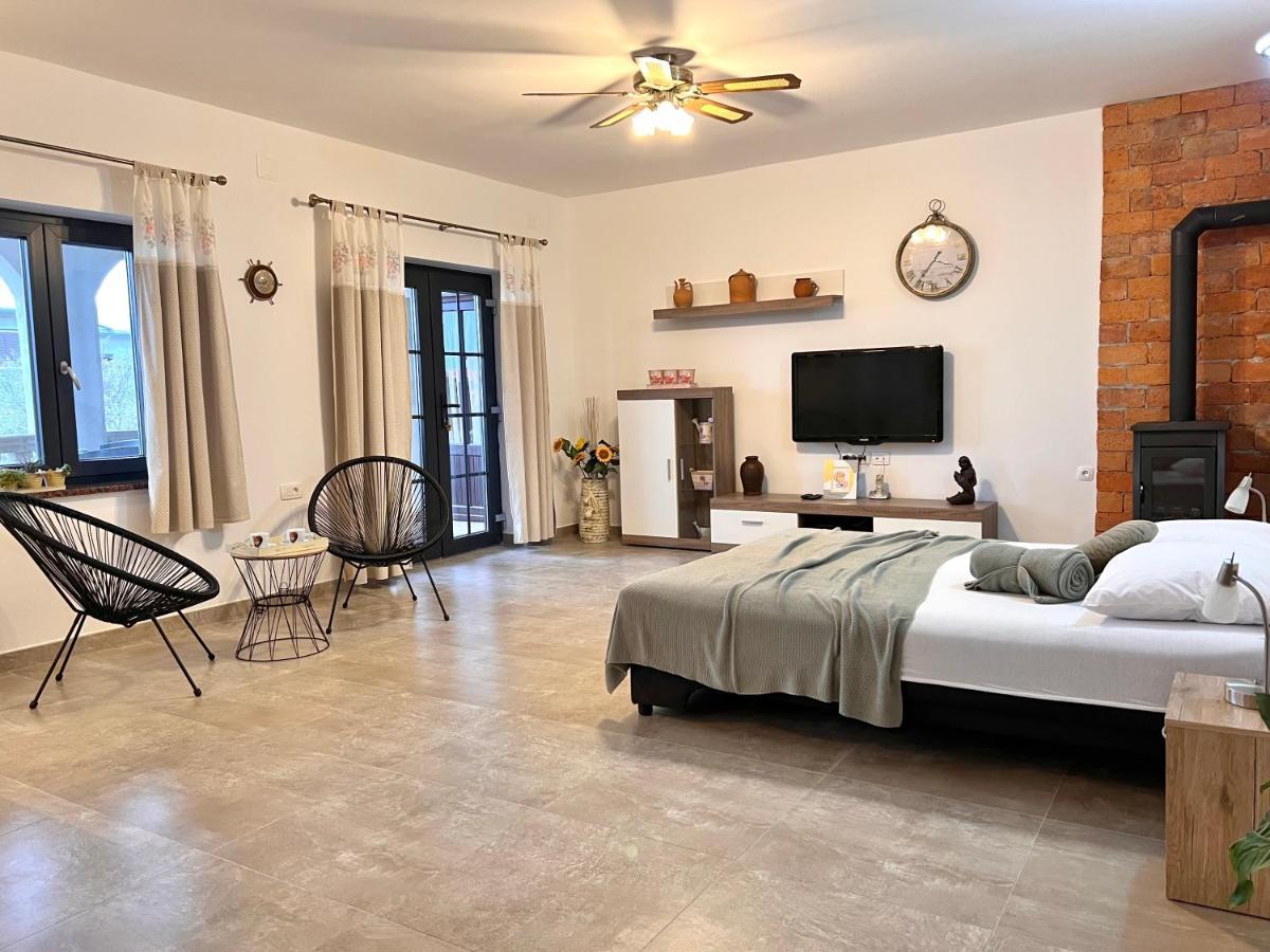 Apartments Maro Senj  Dış mekan fotoğraf